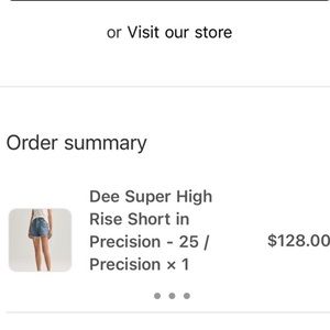 Never worn size 25 Agolde shorts!!!!